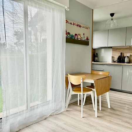 Superbe Appartement Avec Jardin Ensoleille Blonville-sur-Mer Exteriör bild