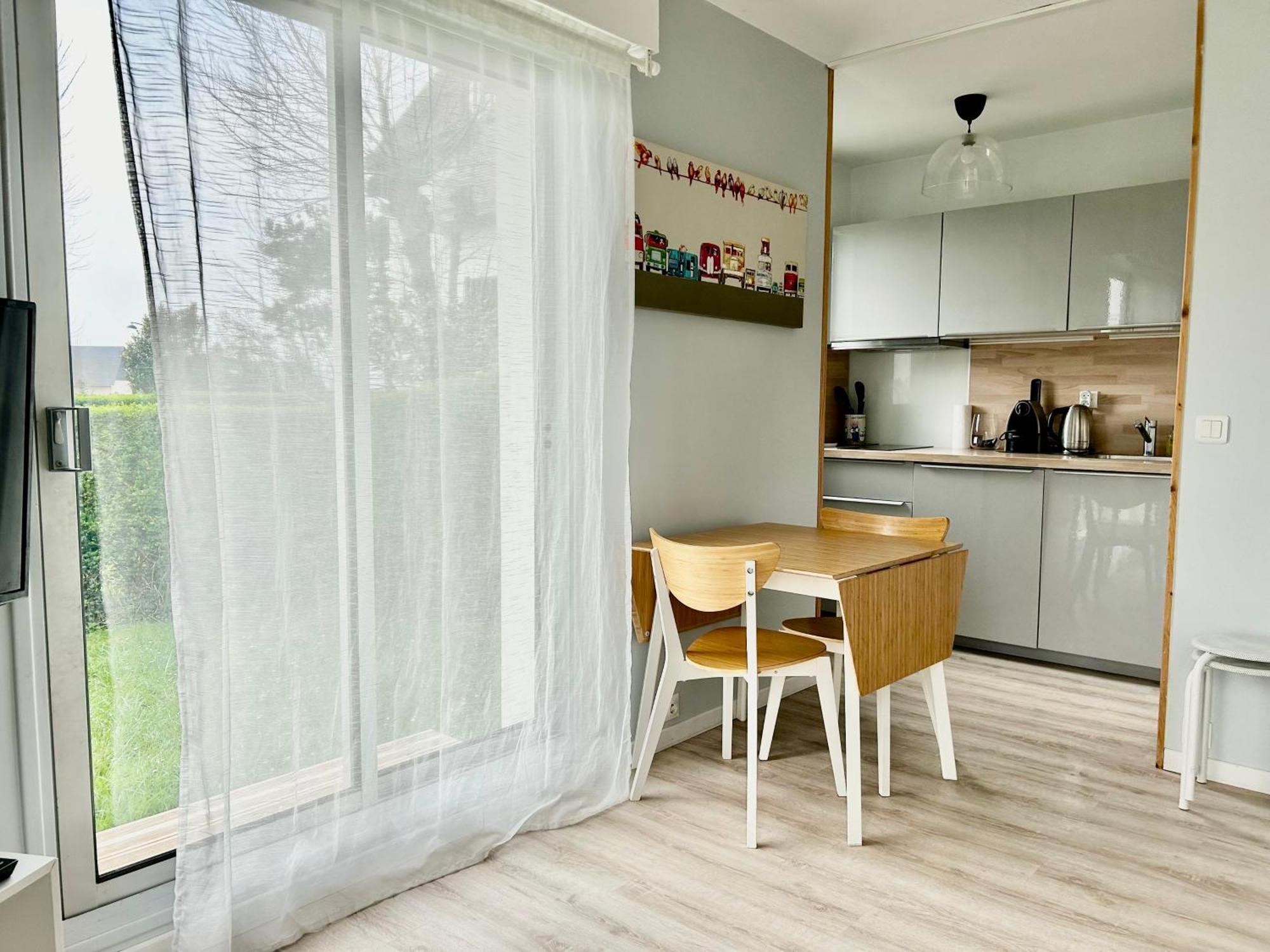 Superbe Appartement Avec Jardin Ensoleille Blonville-sur-Mer Exteriör bild
