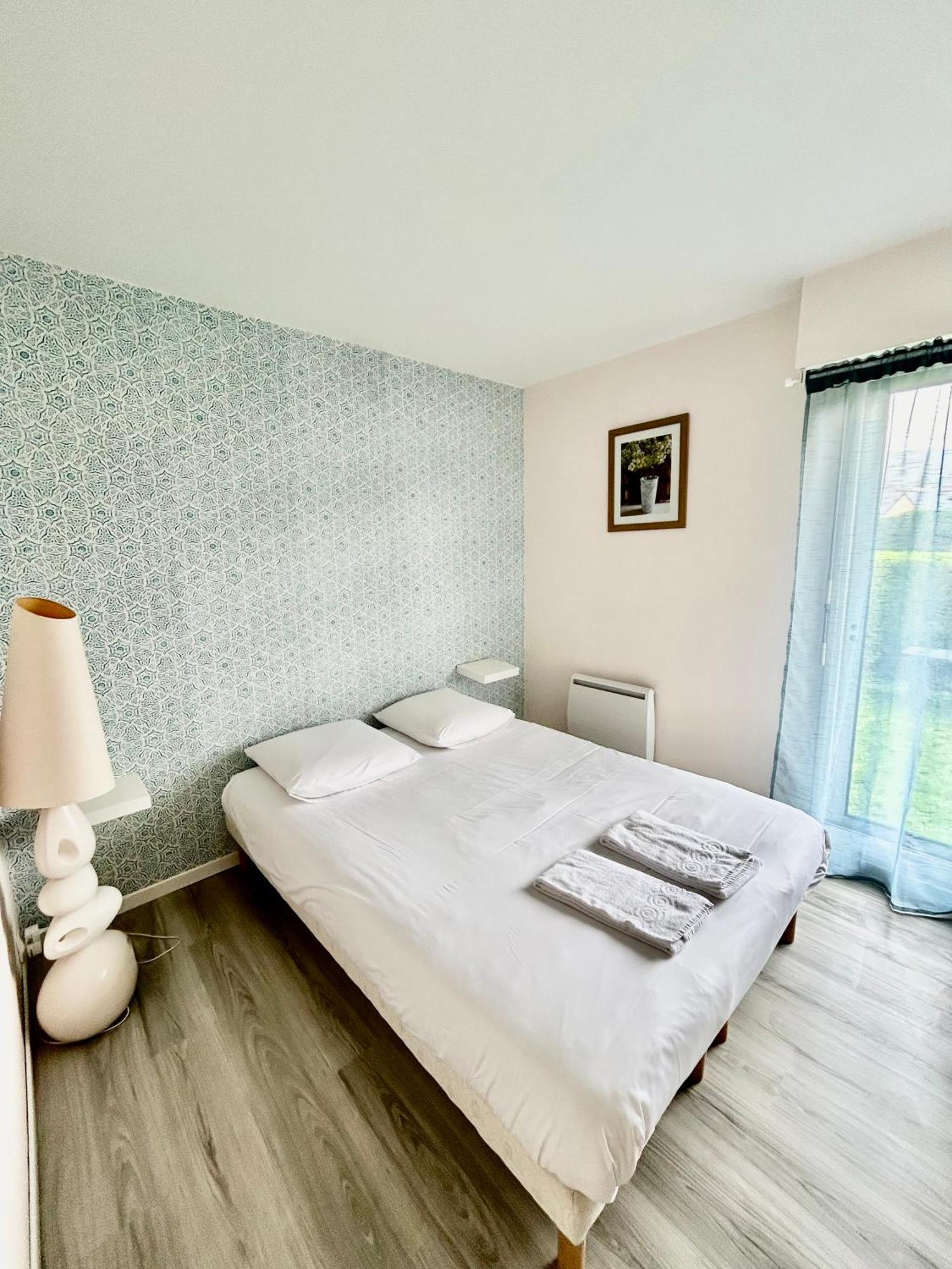 Superbe Appartement Avec Jardin Ensoleille Blonville-sur-Mer Exteriör bild