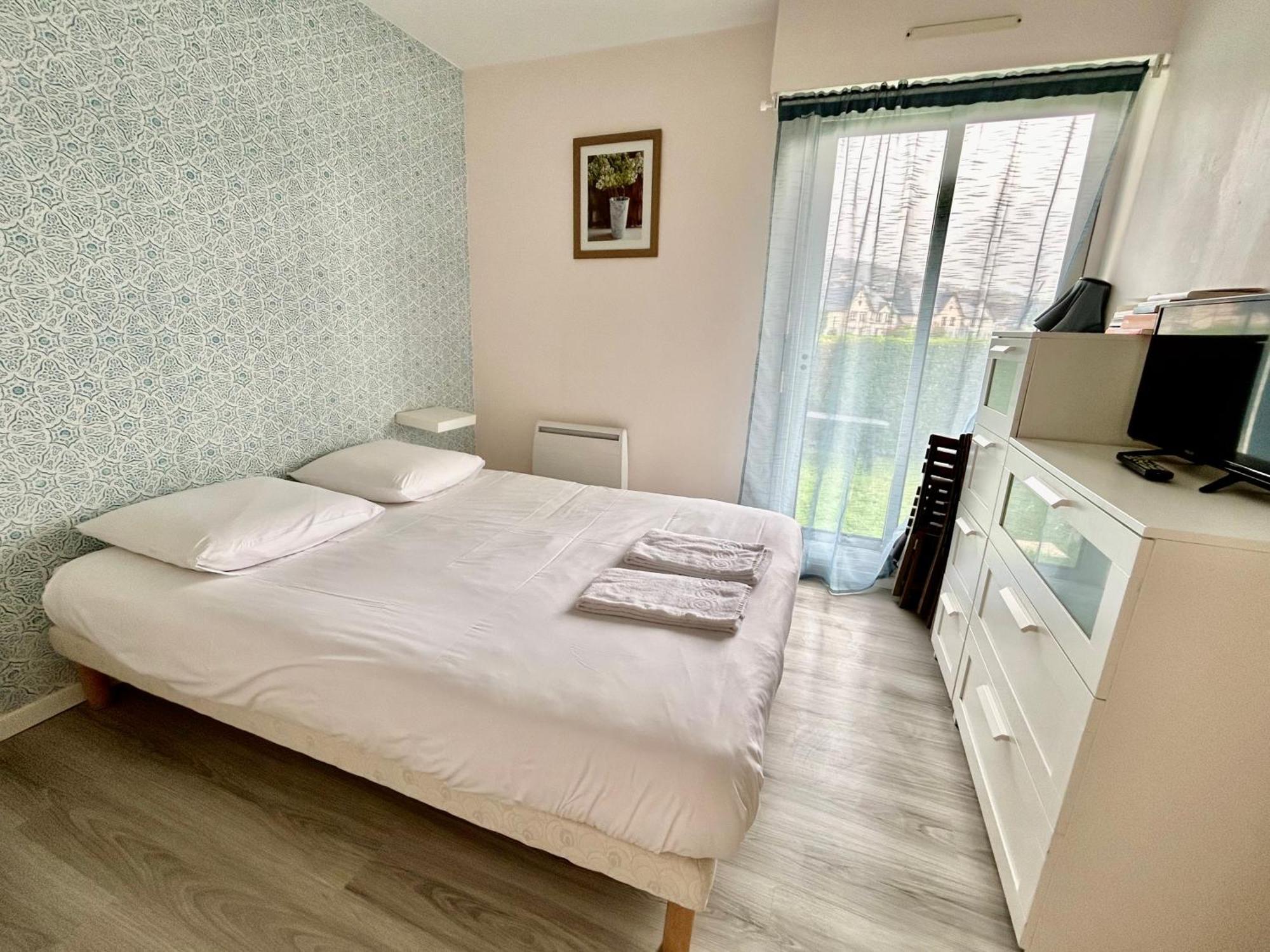 Superbe Appartement Avec Jardin Ensoleille Blonville-sur-Mer Exteriör bild
